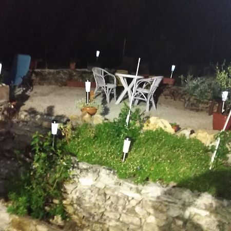 Mala Basina -Maslina Apartman Vrbanj Kültér fotó