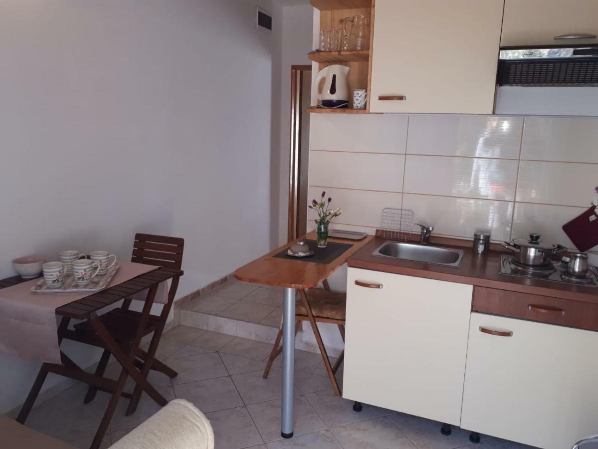 Mala Basina -Maslina Apartman Vrbanj Kültér fotó