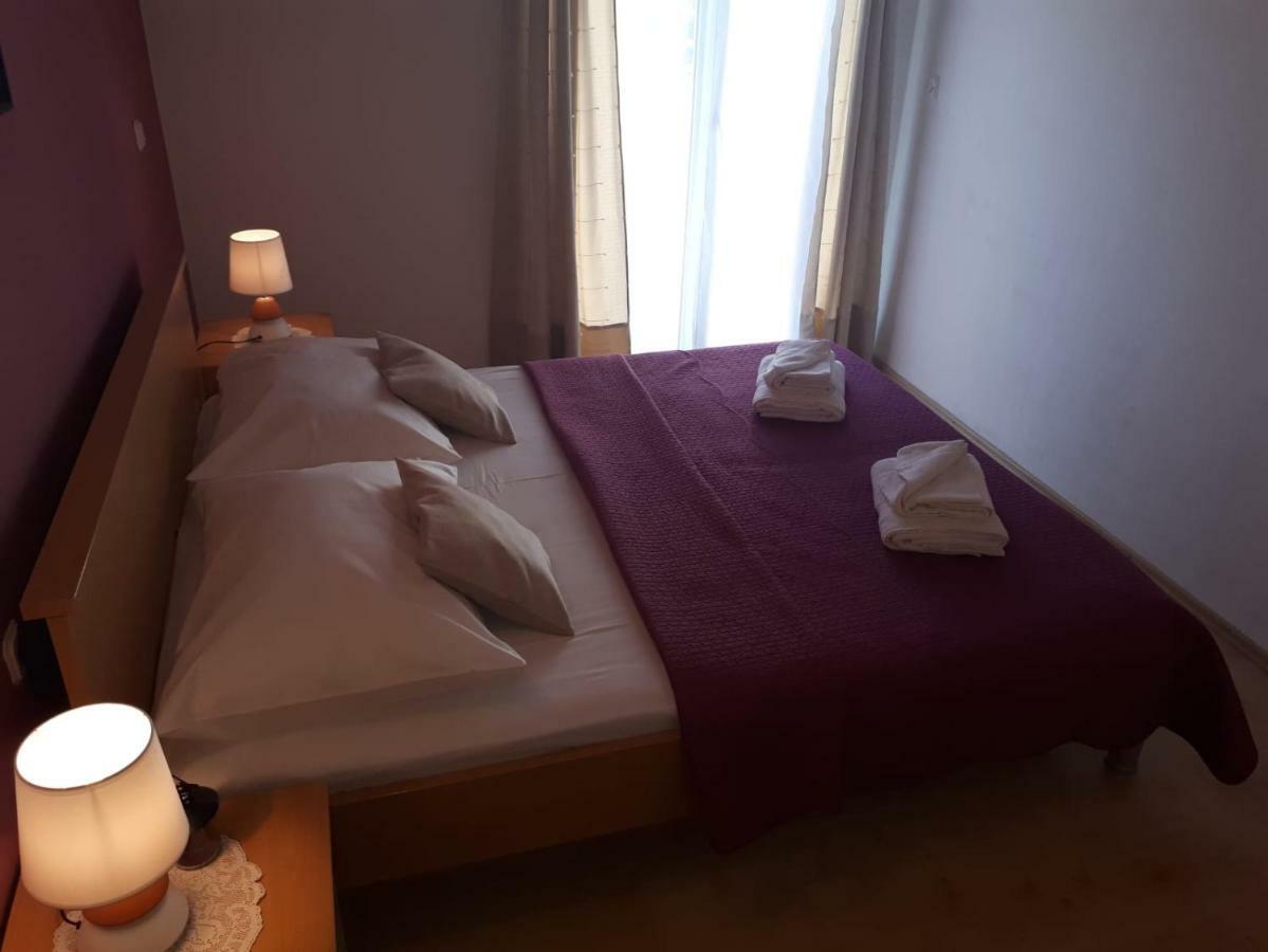 Mala Basina -Maslina Apartman Vrbanj Kültér fotó